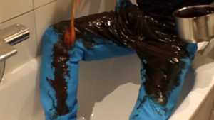 blue-sergio-with-chocolate_3.jpg