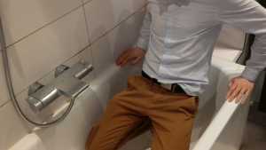 take-a-shower-with-my-chino-pant-and-jac